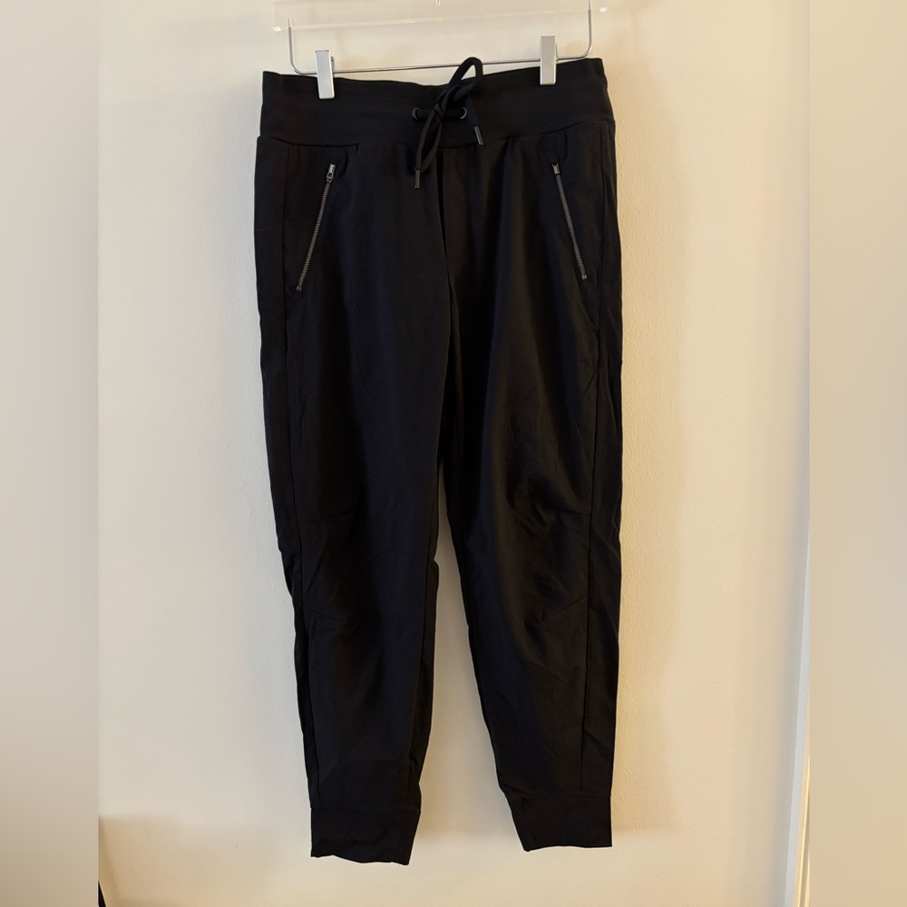 Athleta Trekkie North Jogger Size 8 - Picture 4 of 6